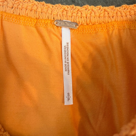 Free People Heat of the Moment Chevron Crochet Mini Skirt in Yellow & Pink - Picture 5 of 5